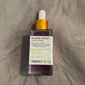 Truly glazed donut facial serum